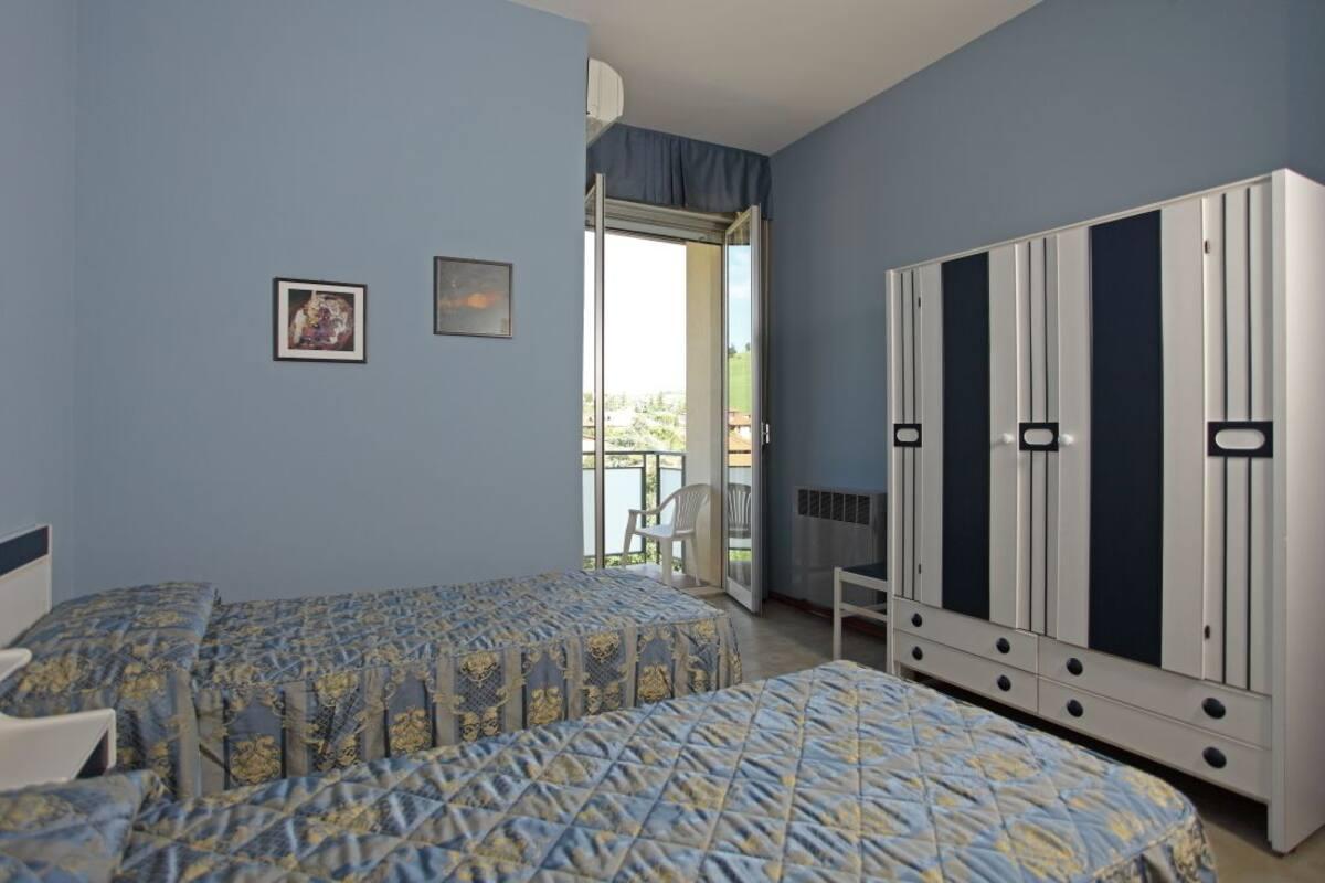 Hotel Ariston Castrocaro Terme Extérieur photo